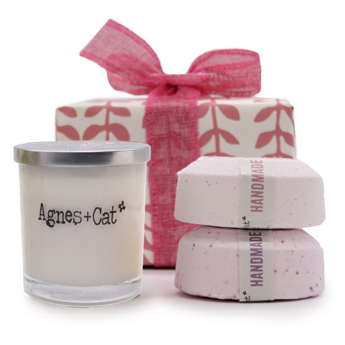 Gift Box - Coffee & Walnut (Candle) + Peonies & Japanese Bloom (Fizz)