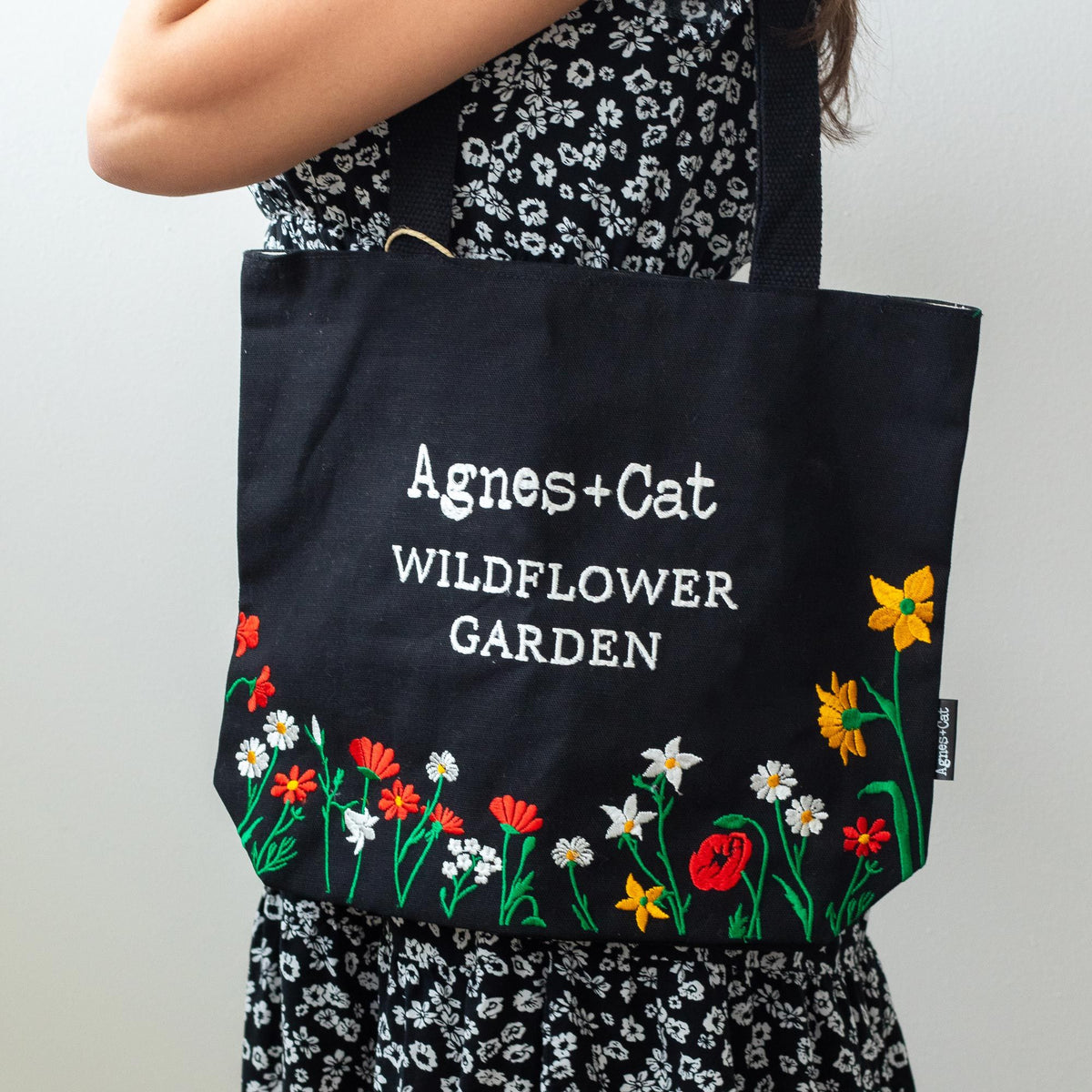 Agnes & Cat Wildflower Garden Tote Bag - Black